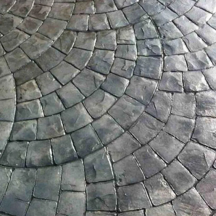 FOR HIRE: European Fan